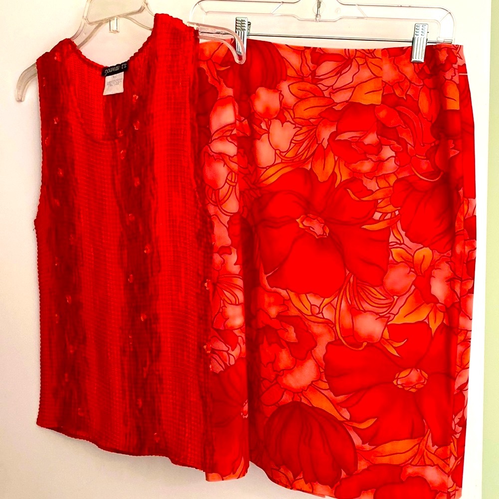 Floral Skirt Size 8 & NoveauTop Bundle or purchase separately at $25 each